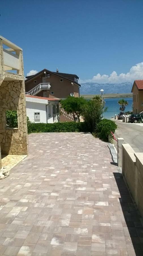 Apartmani Darija Vir Exterior photo